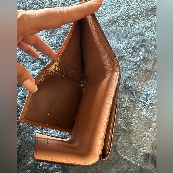 Louis Vuitton Monogram Trifold Wallet - Picture 9 of 10